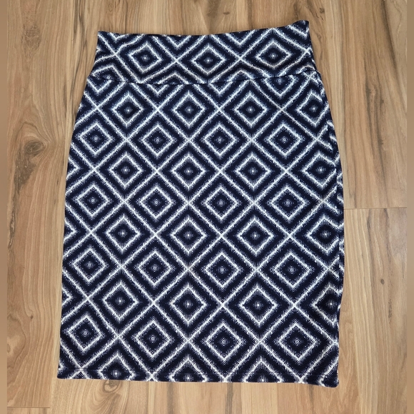 LuLaRoe Dresses & Skirts - LulaRoe Geometric Blue Stretch Pencil Skirt Womens Size Medium